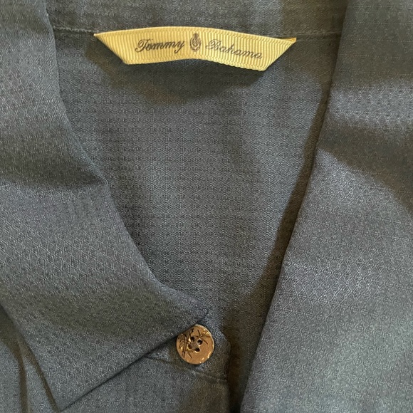 Tommy Bahama Silk Button Down Shirt Men’s XL Blue - Picture 3 of 7